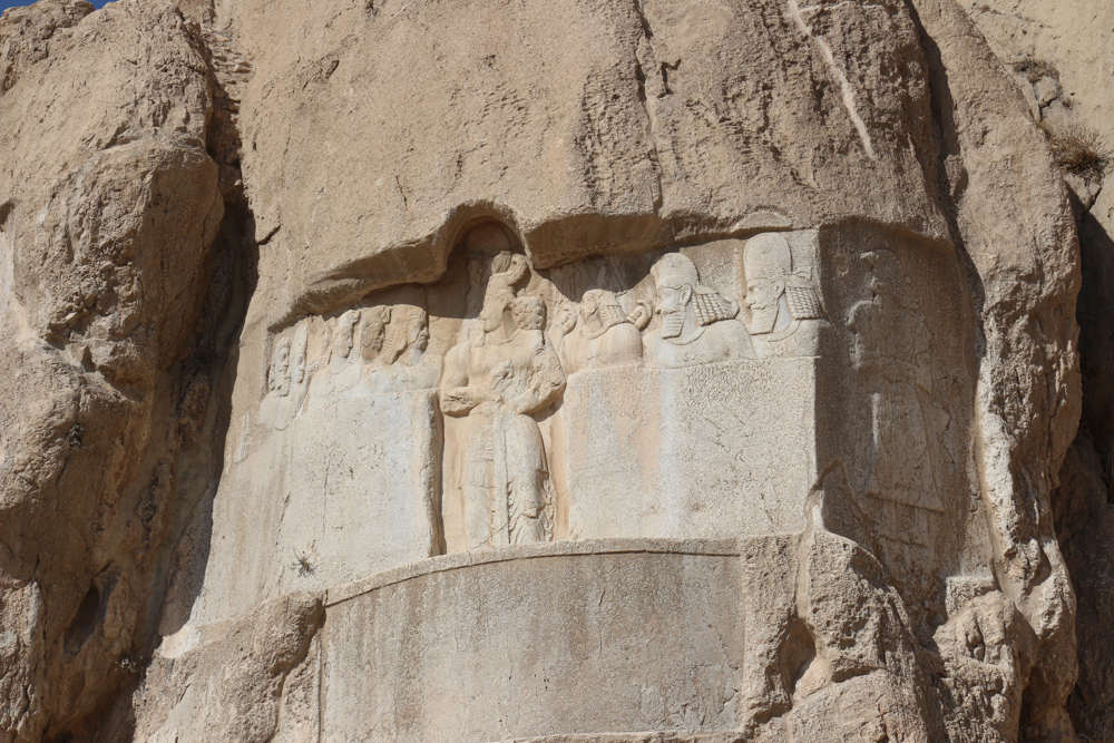 Naqsch-e Rostam: Relief im Felsen