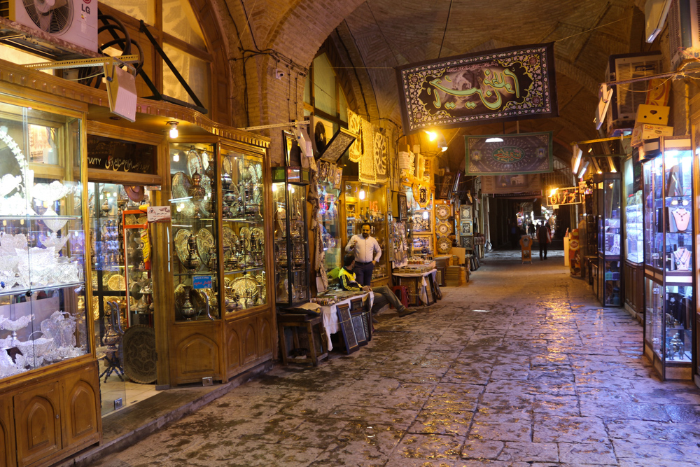 Bazaar in the arcades of Naghsh-i Jahan Square