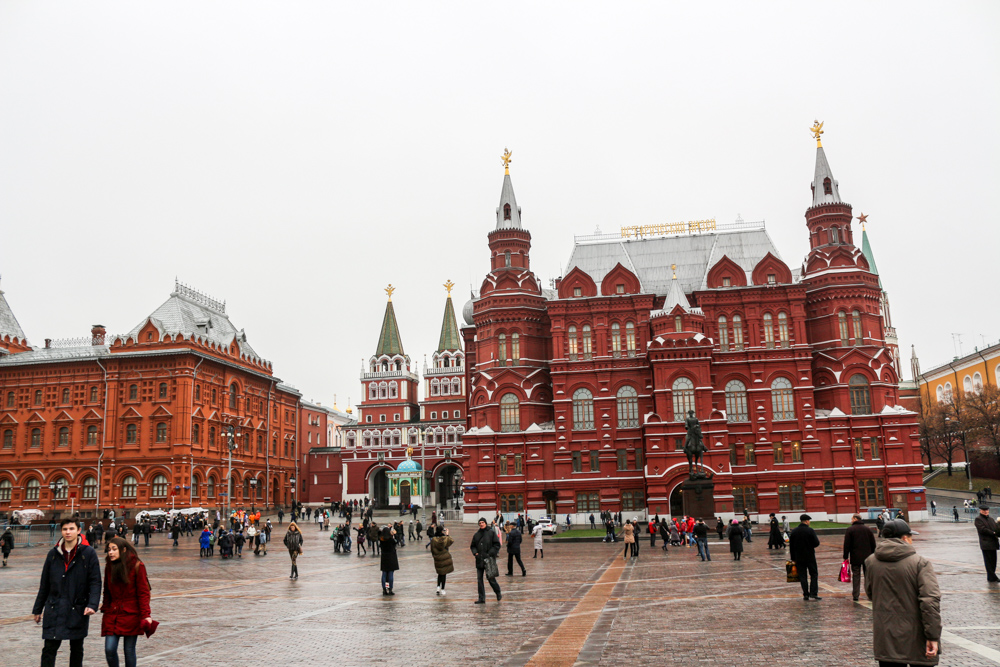 Resurrection (Voskresenskyie) Gates and the State Historical Museum Moscow