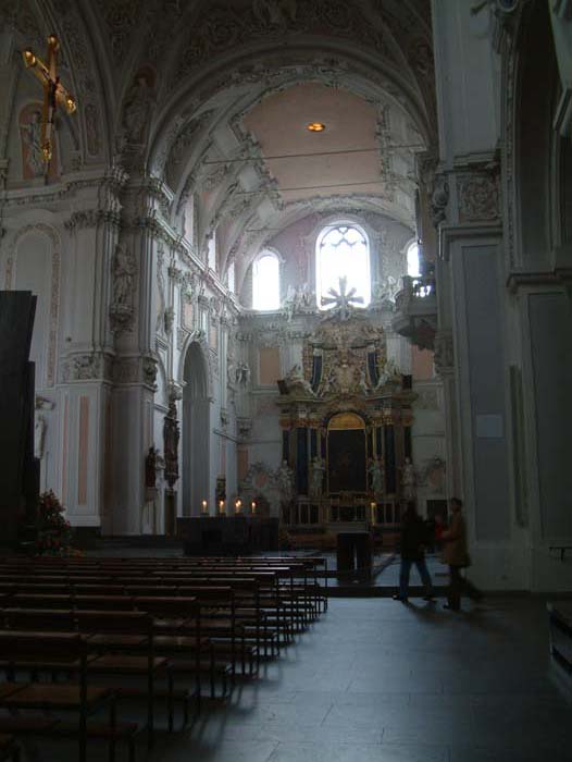 Left side altar of St. Kilian cathedral