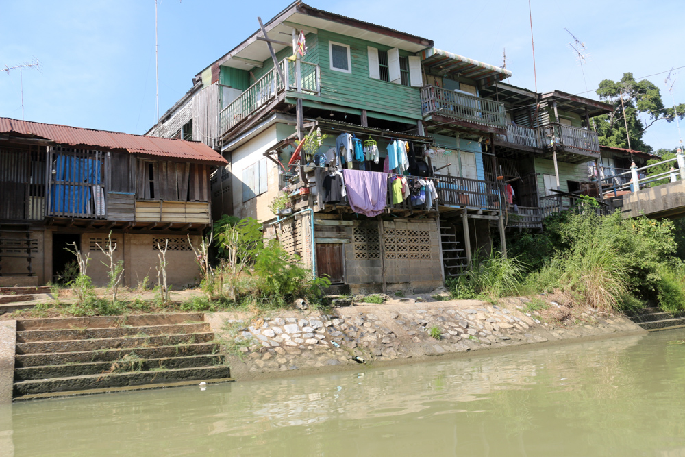 On board a Thai Ruea Hang Yao ("long-tail boat") through the canals of Ayutthaya