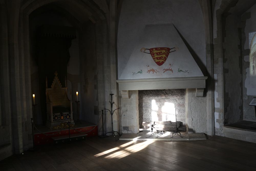 Recreation of Edward I's throne room in St Thomas's Tower