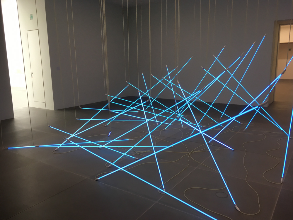 L'Avalanche (Die Lawine)François Morellet1996-2000
Neues Museum, Nürnberg