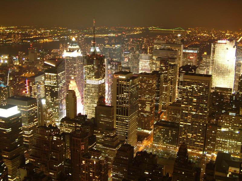 View from the Empire State Building over the south of Manhatten