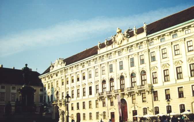 Die Präsidentschaftskanzlei, also der Sitz des österreichischen Bundespräsidenten,& in der Wiener Hofburg