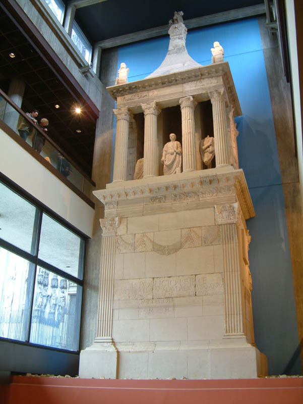 Tomb of the legionary Poblicius (around 40 A.D.) in the Romano-Germanic Museum in Cologne