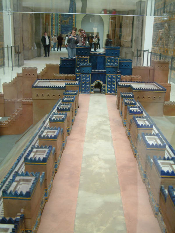 A reconstruction of the Ishtar Gate and Processional Way was built at the Pergamon Museum in Berlin out of material excavated by Robert Koldewey and finished in the 1930s.