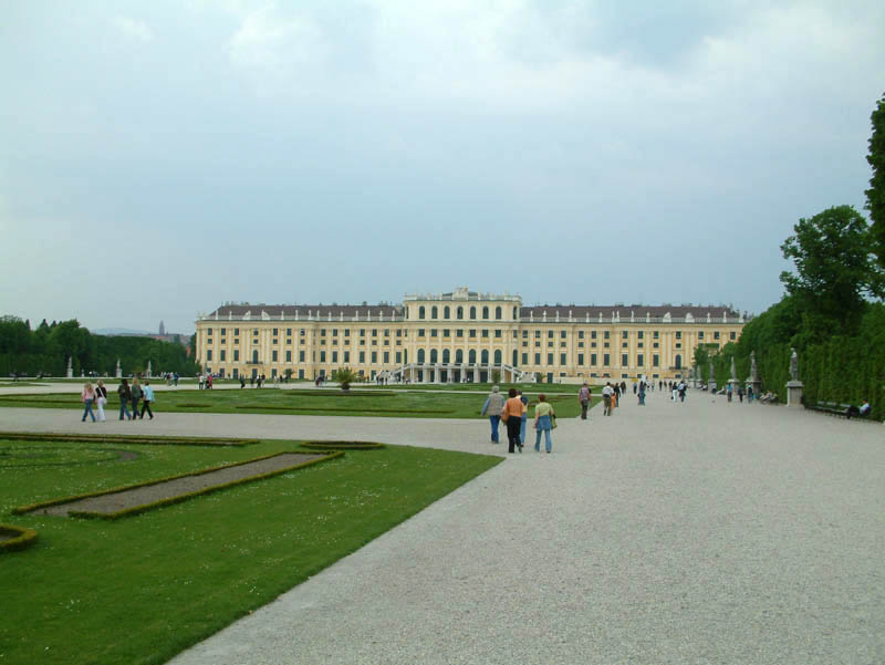 Blick vom Park auf& Schloss Schönbrunn