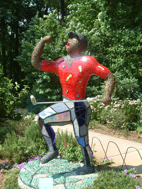 Der Botanische Garten von Atlanta mit Skulpturen der französischen Künstlerin Niki de Saint Phalle in der Ausstellung "Niki in the Garden".