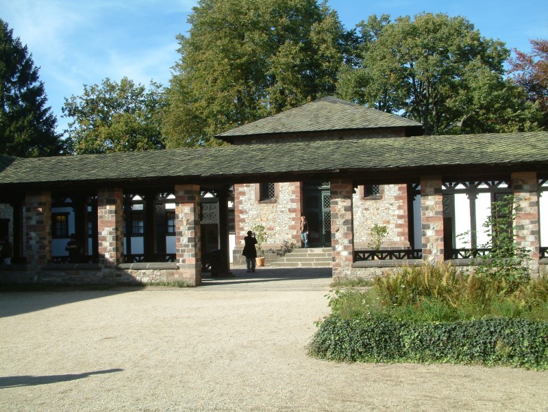 Kohortenheiligtum in der Saalburg