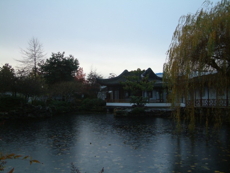 Besuch im klassischen chinesischen Garten von Dr. Sun Yat-Sen - leider während eines kräftigen Regenschauers