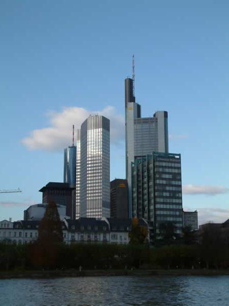 The towers of Commerzbank and ECB.