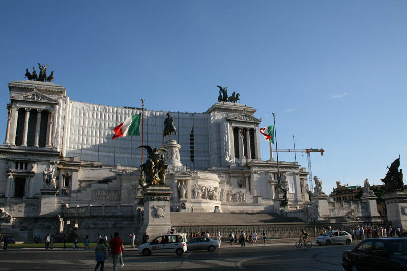 Monumento Nazionale a Vittorio Emanuele II on Piazza Venezia