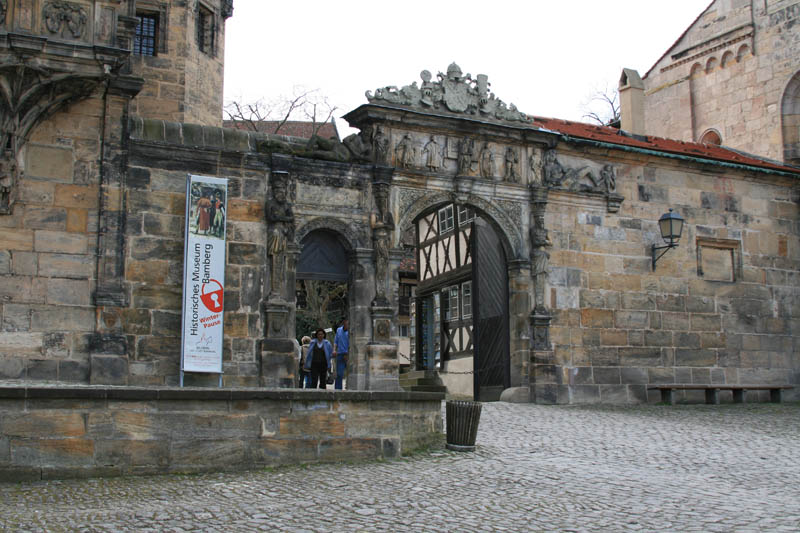 Entrance to the Alte Hofhaltung (Old Palace)