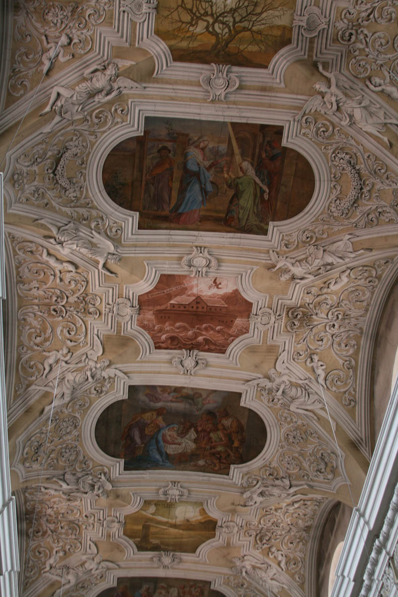 Baroque nave of the church Obere Pfarre