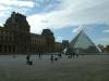 The large glass pyramid in the middle of the Louvre was designed in 1989 by Ieog Ming Pei and built on the order of President François Mitterrand. It now serves as the main entrance to the museum.