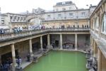 Das Römische Bad von Bath ist theoretisch noch voll funktionsfähig. Es wird durch die heißen Quellen unter der Stadt mit Wasser versorgt.