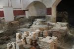 Überreste der antiken Wasserversorgung und der Heizung des Römischen Bad