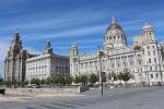 Liverpools Drei Grazien am Pier Head: Royal Liver Gebäude, Cunard Gebäude und das Port of Liverpool Gebäude