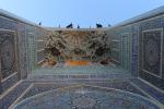 Freitagsmoschee von Yazd: Muqarnas im großen Iwan des Eingangsportals der Moschee.