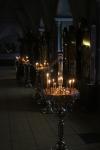 Gebetsschreine in der Mariä-Entschlafens-Kathedrale des Nowodewitschi-Klosters von Moskau