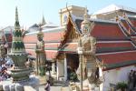 Dämonen am Eingang zum Tempel des Smaragd-Buddha (Wat Phra Kaeo) im Großen Palast von Bangkok