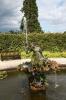Brunnen im Mittelpunkt der Walled Gardens von Powerscourt